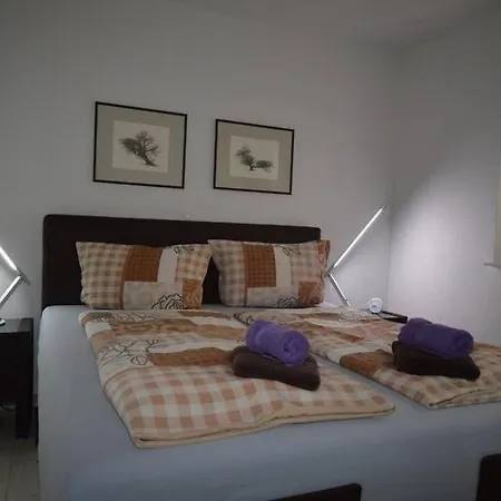 Holiday home Wattwurm-willi-ii *